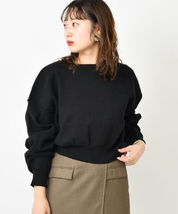 スエットライクショートニット