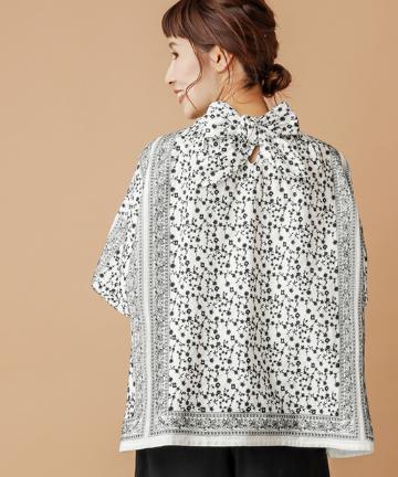 【cotton】ハンカチ小花刺繍プルオーバー