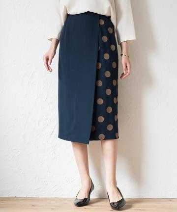 ドットタイトスカート