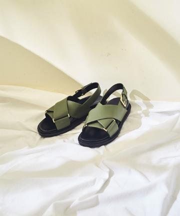 【MARNI】 クロスベルトサンダル