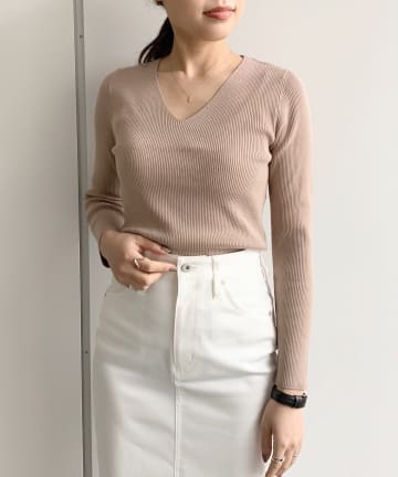 【定番人気】シンプルVニット