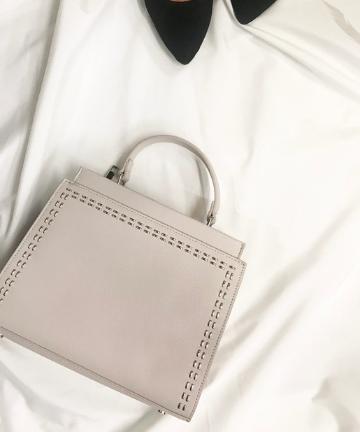 ラインスタッズショルダーバッグ