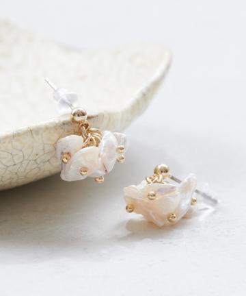 ミニシェルピアス