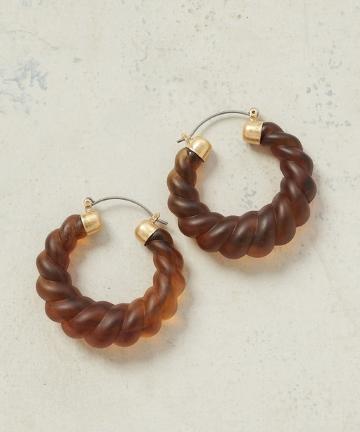 ツイストシェルピアス