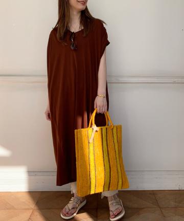 【DEMYLEE】バックギャザーワンピース