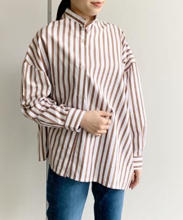 【TOTEME】ノーカラーストライプシャツ