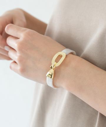 【a.v.max】ホワイトコンビブレス