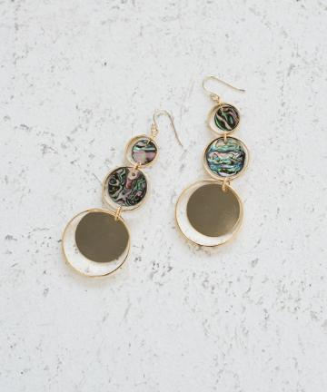 【a.v.max】アバロンピアス