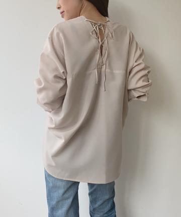 レースアップブラウス