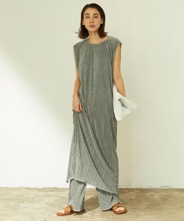 プリーツロングワンピース【オンラインストア限定商品】