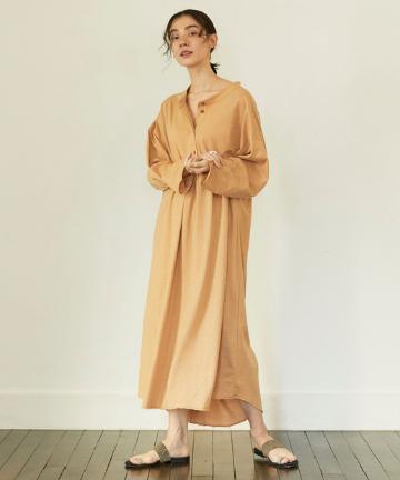 ヘンリーネックカットワンピース【オンラインストア限定商品】