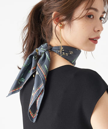 【manipuri(マニプリ)】ネイティブフラワースカーフ