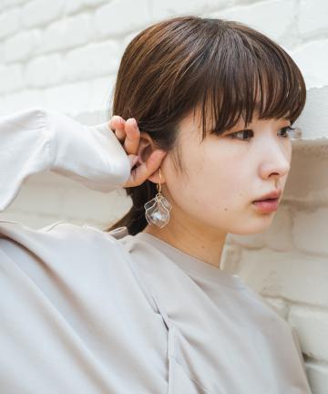 クリアペタルピアス