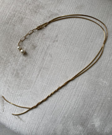 Y字ツイストトップネックレス