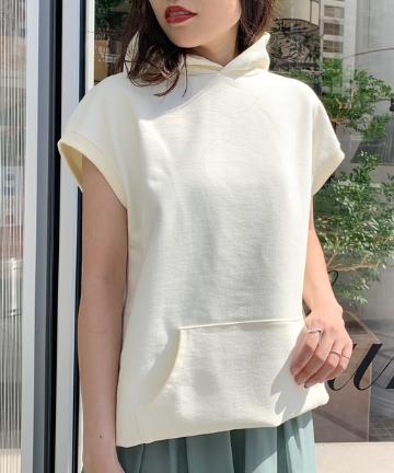 ノースリーブフーディ