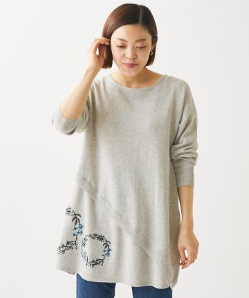 リーフ刺繍ニット