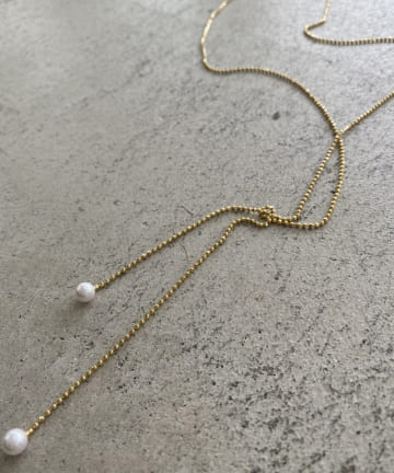 パール付ノットラリエット