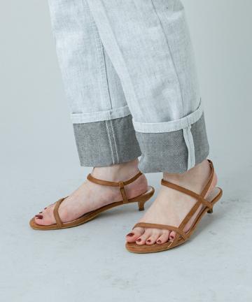 キトゥンヒールサンダル