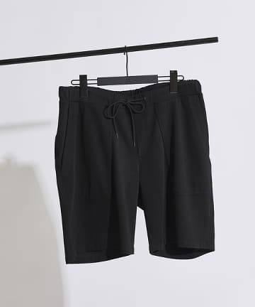 4WAYストレッチスリムショートパンツ