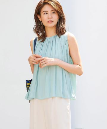 【手洗い可】ギャザーノースリーブブラウス