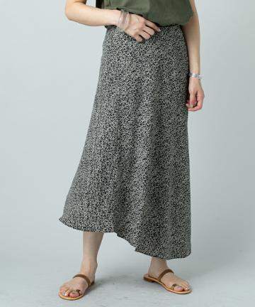 ヘムラインフラワープリントロングスカート