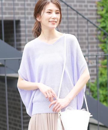 ホールガーメントVネックニット