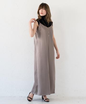 サテンマキシワンピース