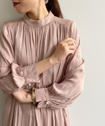 ショルダーレースロングワンピース