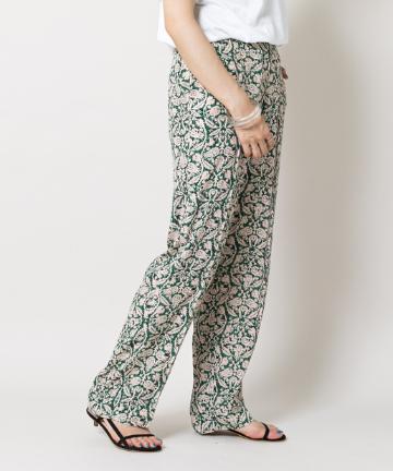 センターステッチイージーパンツ