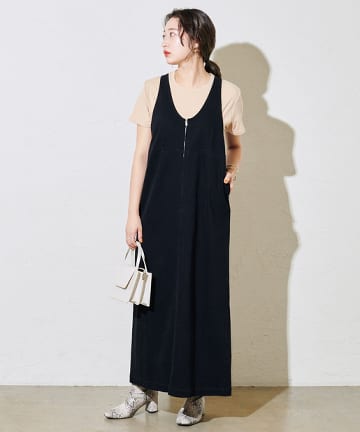 フロントZIPジャンパースカート