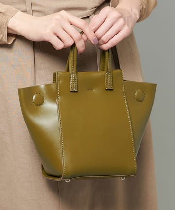 【YAHKI(ヤーキ)】WFaceショルダーバッグ