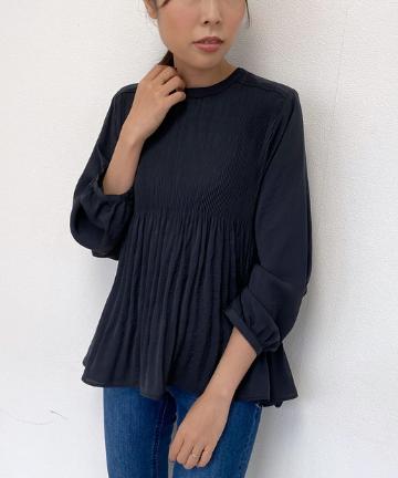 切替プリーツブラウス