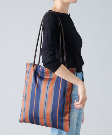 ストライプ柄トートバッグ
