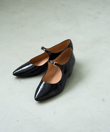 【STATUS(スタートゥス) 】パテントストラップパンプス