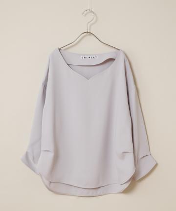 ハートネックドロップブラウス