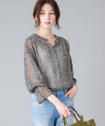 【《大人が着こなすアニマル柄》手洗い可】2WAYレオパードシフォンブラウス