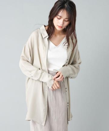 【《光沢感が女性らしい》手洗い可】フィブリルツイルルーズシャツ