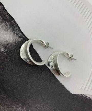 ツイストピアス2