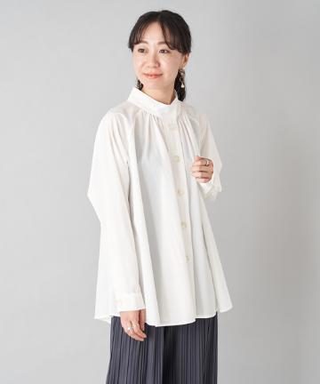 Chez toi(シェトワ) 【ハイネックでモードな雰囲気】ビッグボタンギャザースタンドネックブラウス