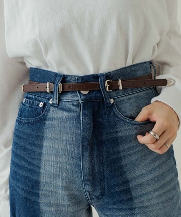 ＊Wバックルレザー細ベルト