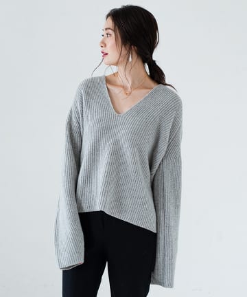 キーネックニット