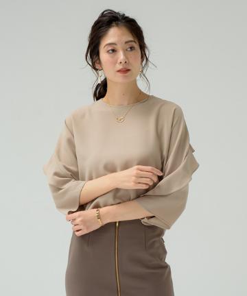 抗ウイルスフリルブラウス