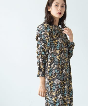 【手洗い可】ボタニカルフラワープリントパワショルワンピース