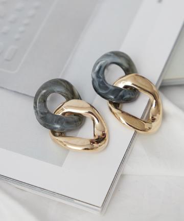 2連アクリルメタルピアス
