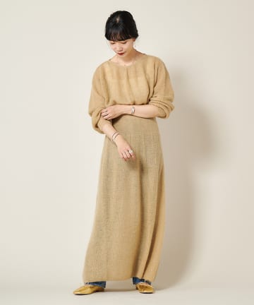 モヘヤ混バックスリットニットドレス
