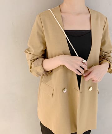 ノーカラーダブルジャケット