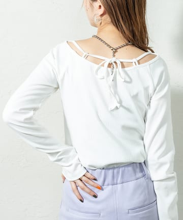 バックシャンタイトプルオーバー