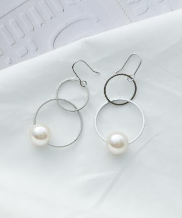 ダブルフープピアス