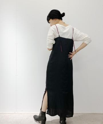 ウェッティサテンタイトマキシキャミワンピース