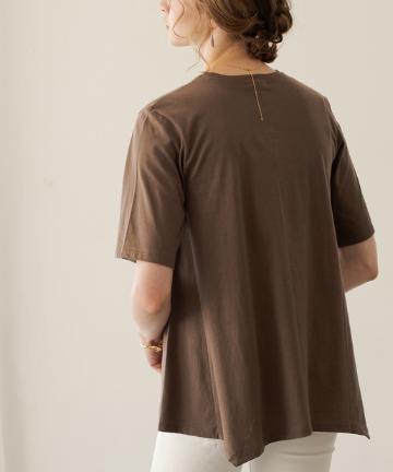 バックスクエアヘムTシャツ